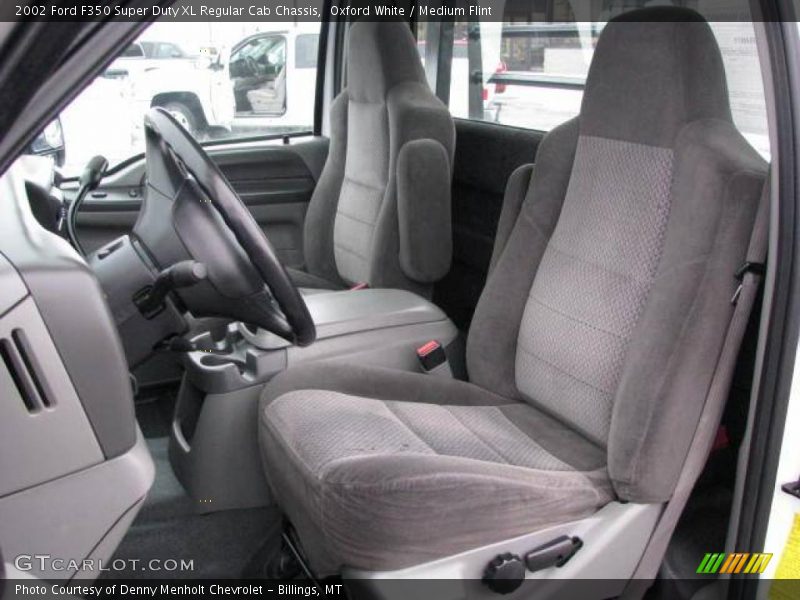 Oxford White / Medium Flint 2002 Ford F350 Super Duty XL Regular Cab Chassis
