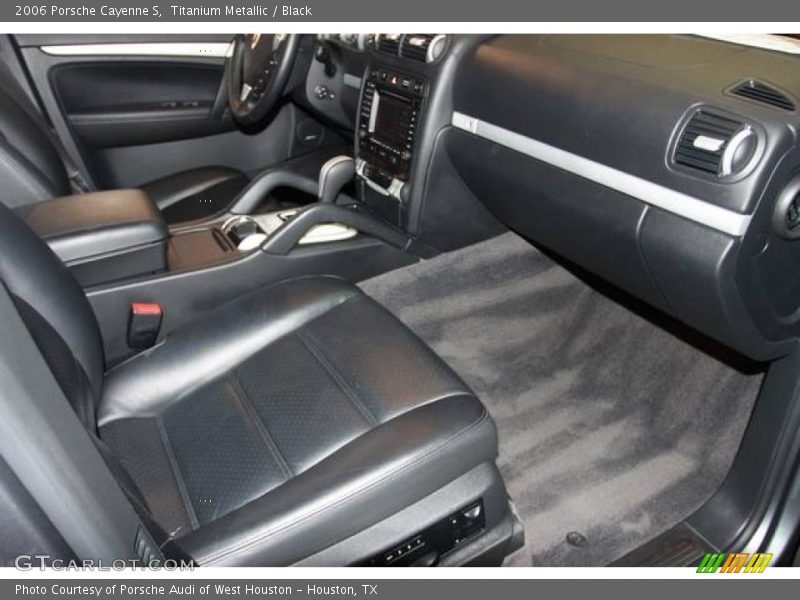 Titanium Metallic / Black 2006 Porsche Cayenne S