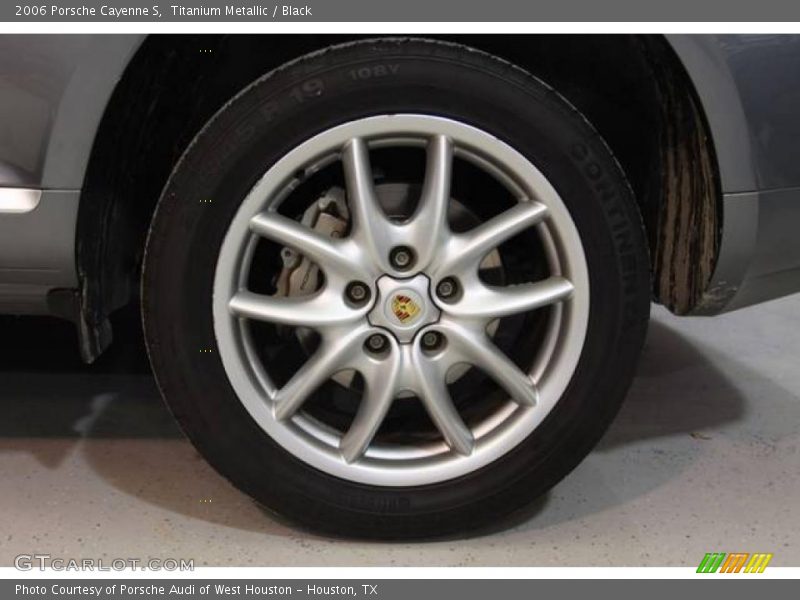 Titanium Metallic / Black 2006 Porsche Cayenne S