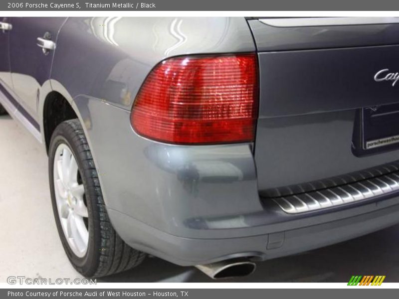 Titanium Metallic / Black 2006 Porsche Cayenne S