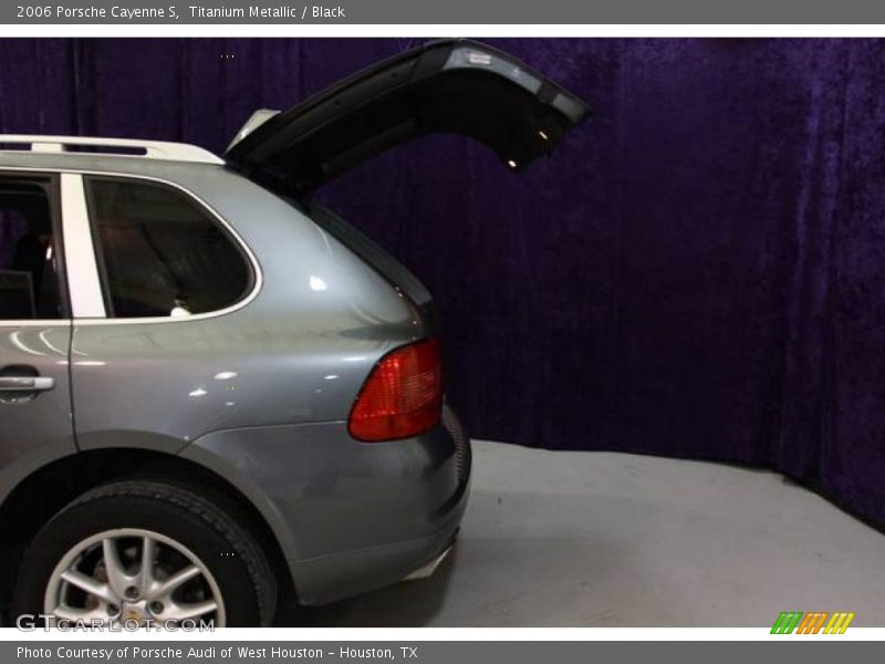 Titanium Metallic / Black 2006 Porsche Cayenne S