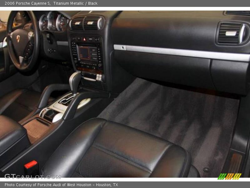 Titanium Metallic / Black 2006 Porsche Cayenne S