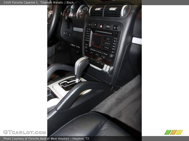 Titanium Metallic / Black 2006 Porsche Cayenne S
