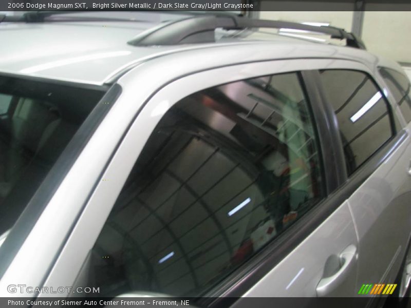 Bright Silver Metallic / Dark Slate Gray/Light Graystone 2006 Dodge Magnum SXT