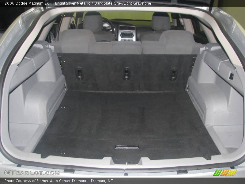 Bright Silver Metallic / Dark Slate Gray/Light Graystone 2006 Dodge Magnum SXT