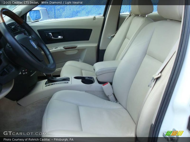 White Diamond / Light Neutral 2005 Cadillac CTS Sedan
