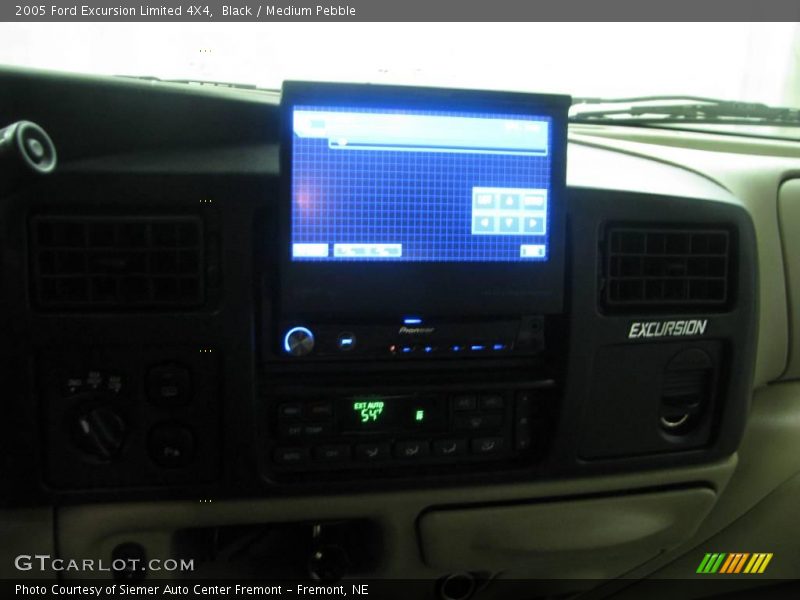 Black / Medium Pebble 2005 Ford Excursion Limited 4X4