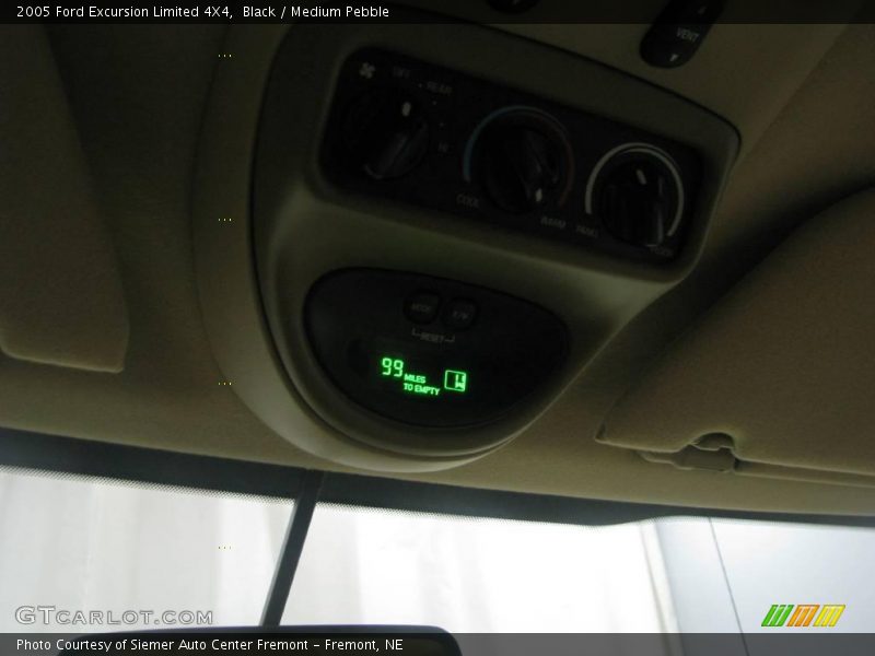 Black / Medium Pebble 2005 Ford Excursion Limited 4X4