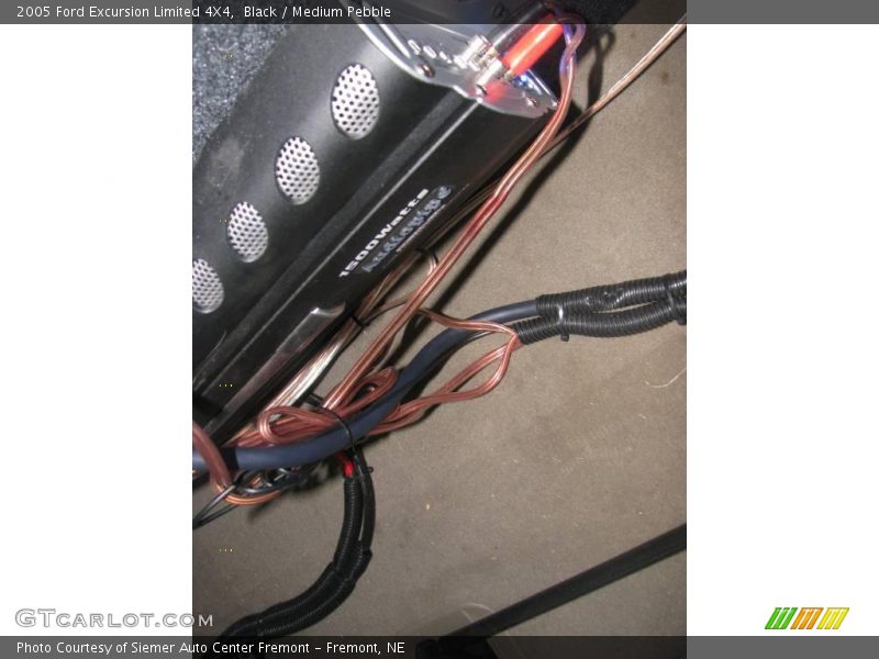Black / Medium Pebble 2005 Ford Excursion Limited 4X4