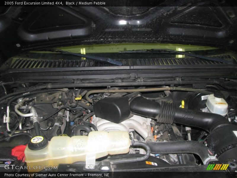 Black / Medium Pebble 2005 Ford Excursion Limited 4X4