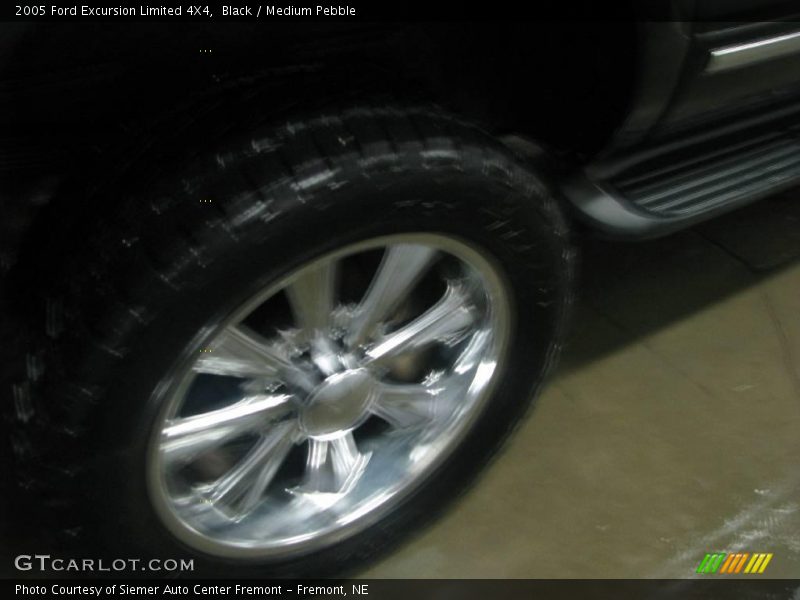 Black / Medium Pebble 2005 Ford Excursion Limited 4X4