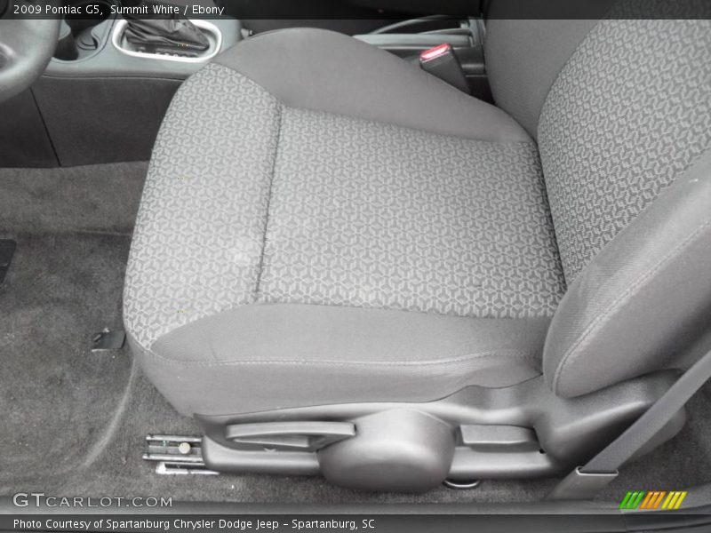 Summit White / Ebony 2009 Pontiac G5