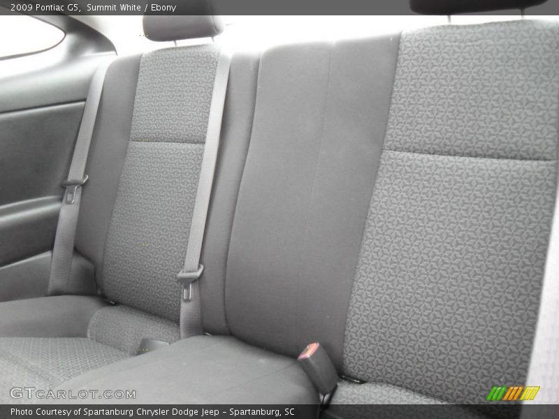 Summit White / Ebony 2009 Pontiac G5