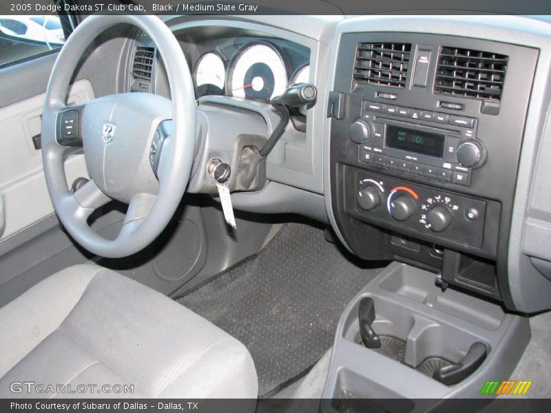 Black / Medium Slate Gray 2005 Dodge Dakota ST Club Cab