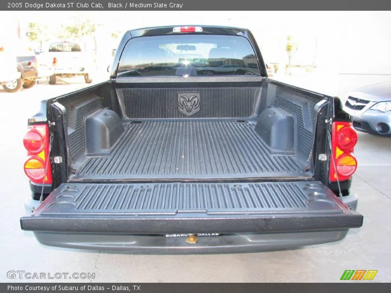 Black / Medium Slate Gray 2005 Dodge Dakota ST Club Cab