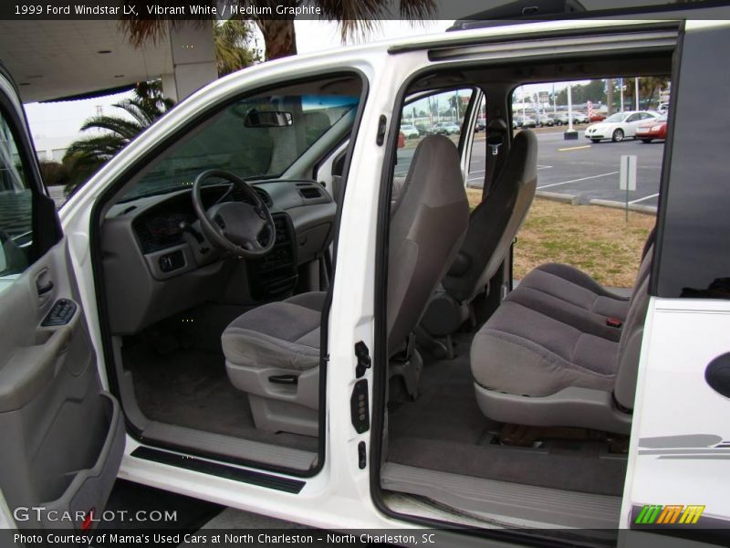 Vibrant White / Medium Graphite 1999 Ford Windstar LX
