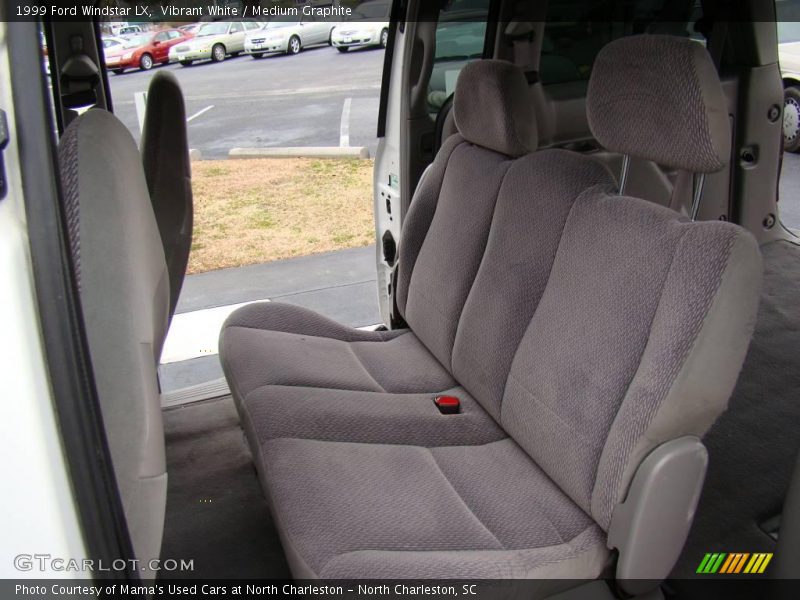 Vibrant White / Medium Graphite 1999 Ford Windstar LX