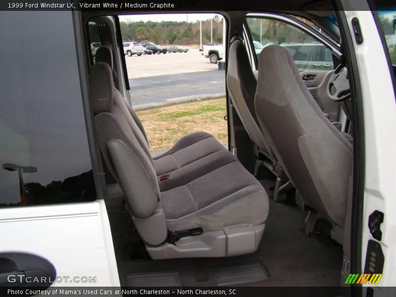 Vibrant White / Medium Graphite 1999 Ford Windstar LX