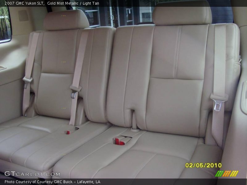 Gold Mist Metallic / Light Tan 2007 GMC Yukon SLT