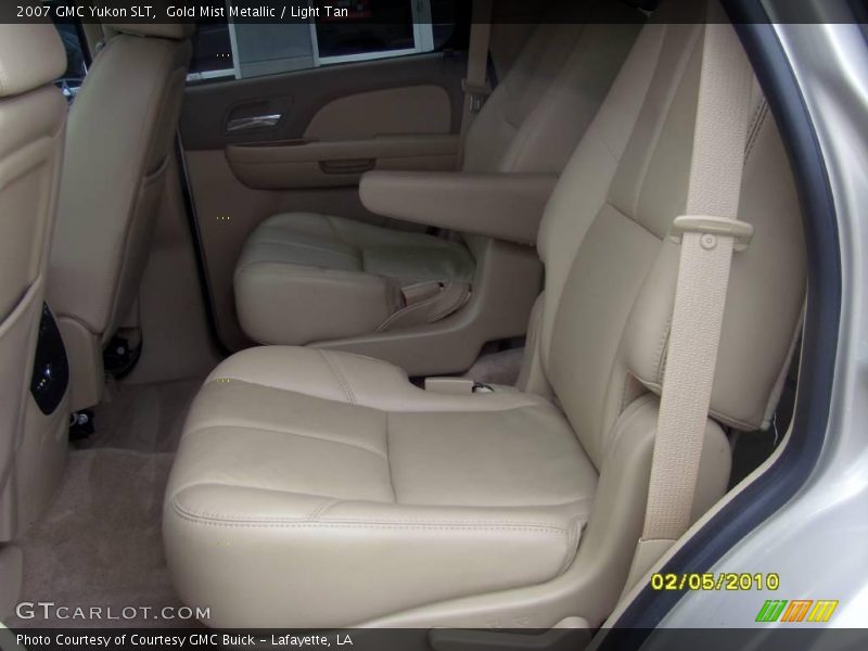 Gold Mist Metallic / Light Tan 2007 GMC Yukon SLT