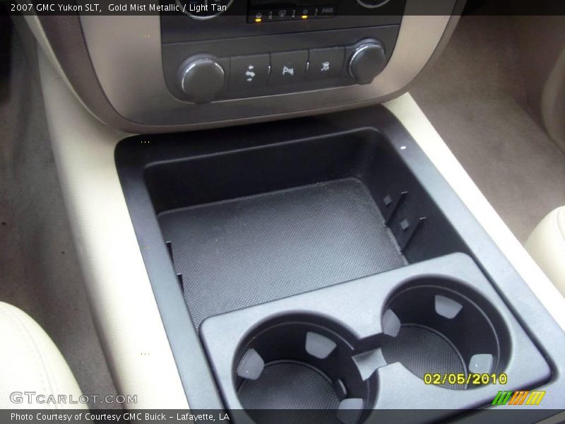 Gold Mist Metallic / Light Tan 2007 GMC Yukon SLT