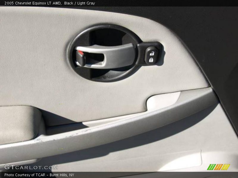 Black / Light Gray 2005 Chevrolet Equinox LT AWD