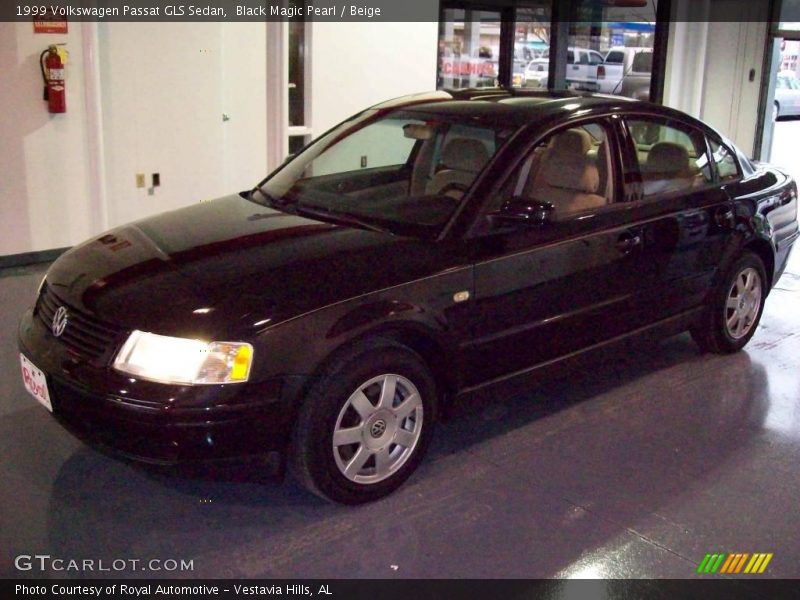 Black Magic Pearl / Beige 1999 Volkswagen Passat GLS Sedan
