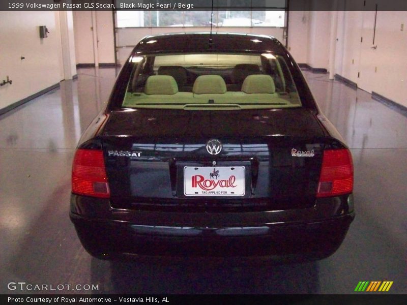 Black Magic Pearl / Beige 1999 Volkswagen Passat GLS Sedan