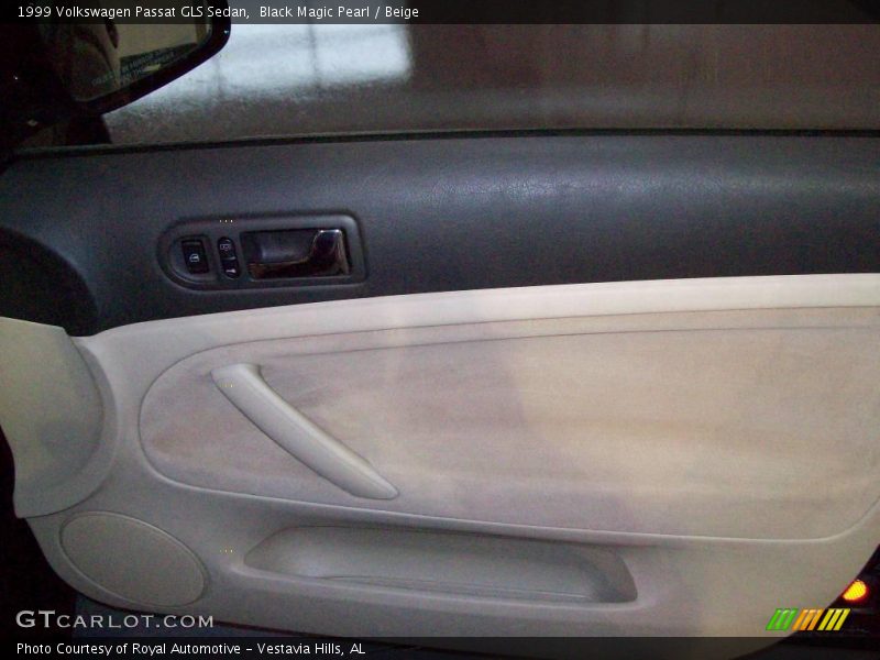 Black Magic Pearl / Beige 1999 Volkswagen Passat GLS Sedan