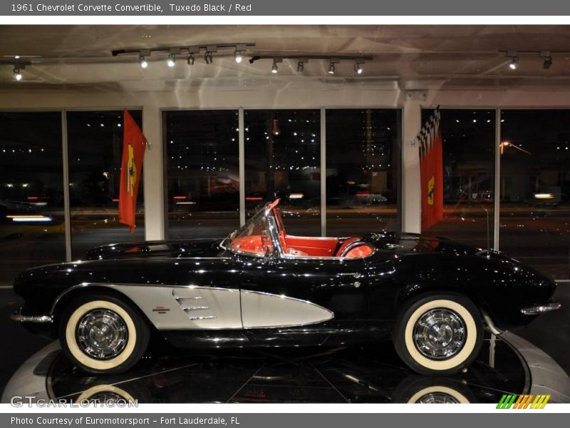 Tuxedo Black / Red 1961 Chevrolet Corvette Convertible