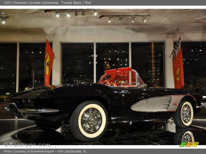 Tuxedo Black / Red 1961 Chevrolet Corvette Convertible