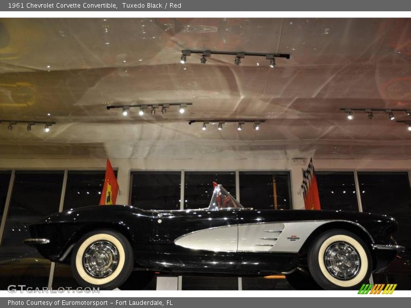 Tuxedo Black / Red 1961 Chevrolet Corvette Convertible