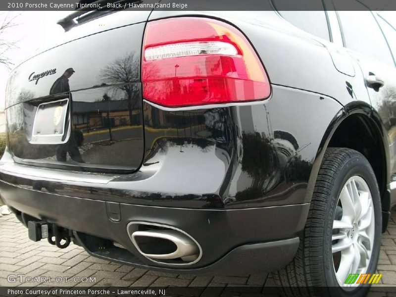 Black / Havanna/Sand Beige 2010 Porsche Cayenne Tiptronic