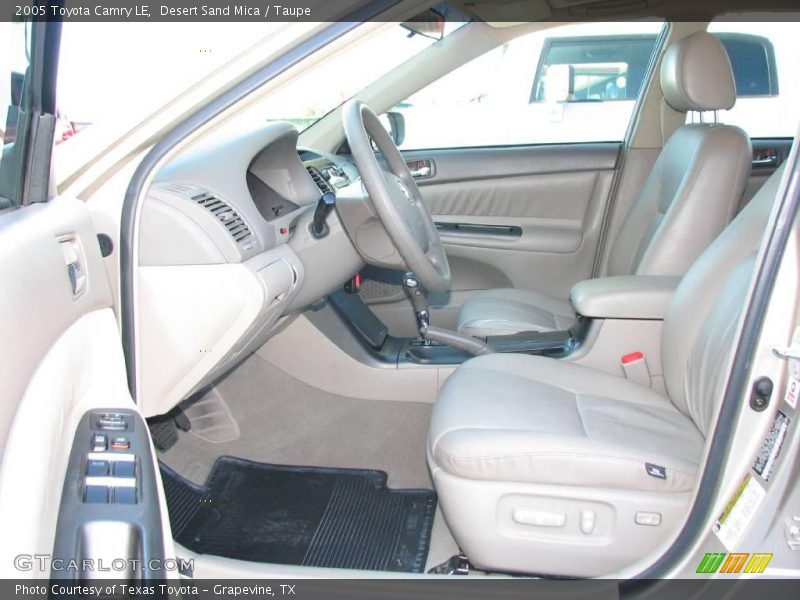 Desert Sand Mica / Taupe 2005 Toyota Camry LE