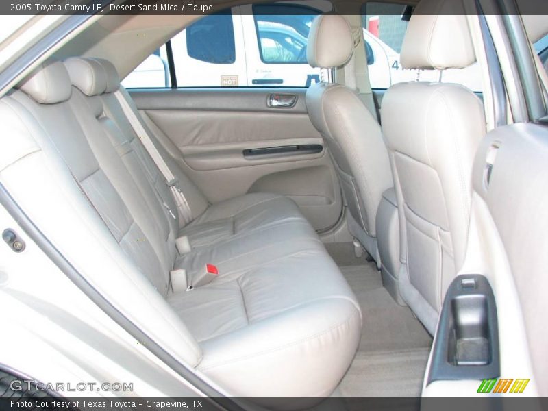 Desert Sand Mica / Taupe 2005 Toyota Camry LE