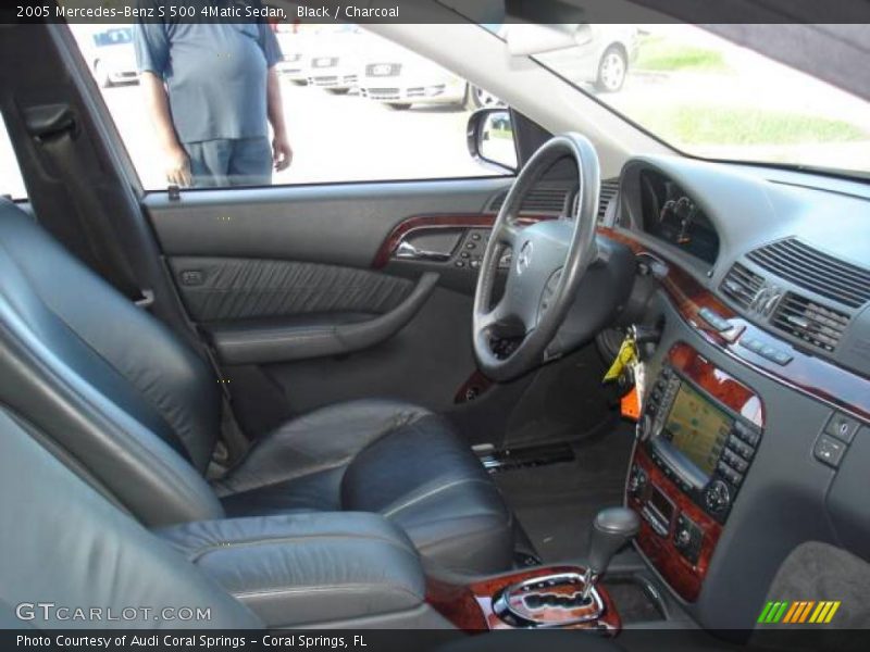 Black / Charcoal 2005 Mercedes-Benz S 500 4Matic Sedan