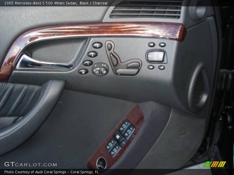 Black / Charcoal 2005 Mercedes-Benz S 500 4Matic Sedan