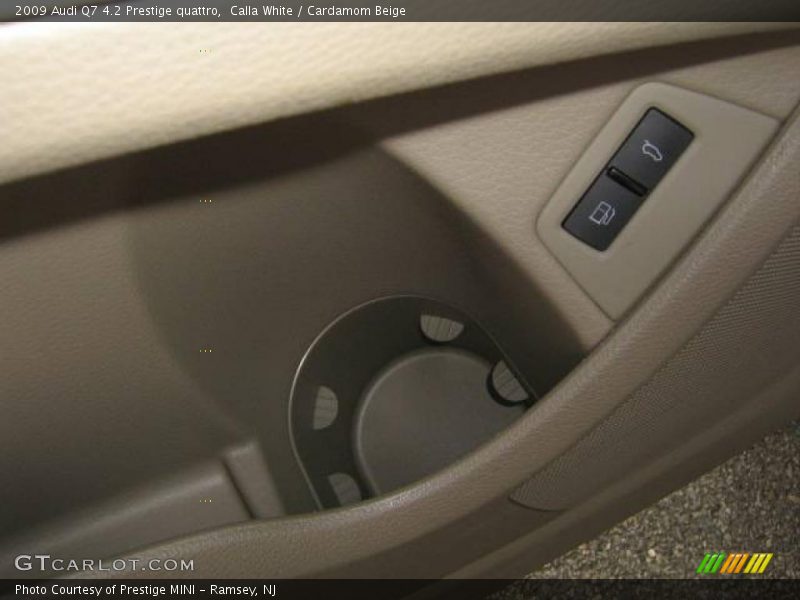 Calla White / Cardamom Beige 2009 Audi Q7 4.2 Prestige quattro
