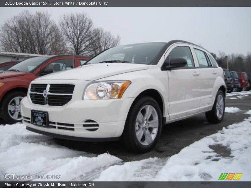 Stone White / Dark Slate Gray 2010 Dodge Caliber SXT