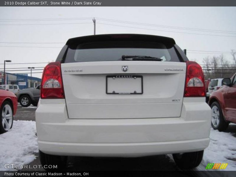 Stone White / Dark Slate Gray 2010 Dodge Caliber SXT