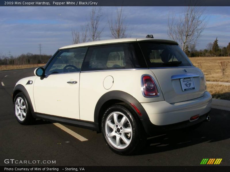 Pepper White / Black/Grey 2009 Mini Cooper Hardtop