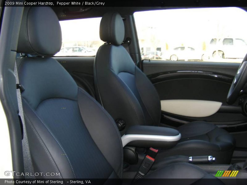 Pepper White / Black/Grey 2009 Mini Cooper Hardtop