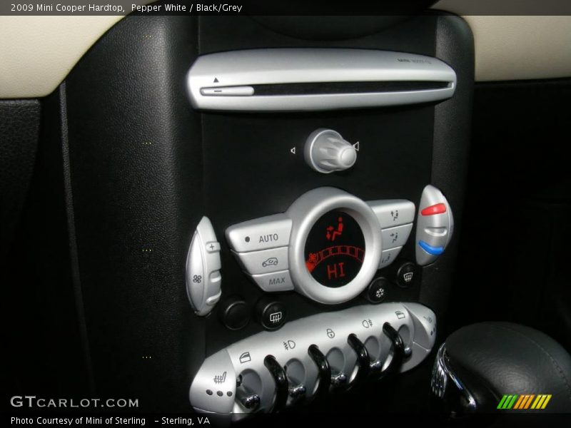 Pepper White / Black/Grey 2009 Mini Cooper Hardtop