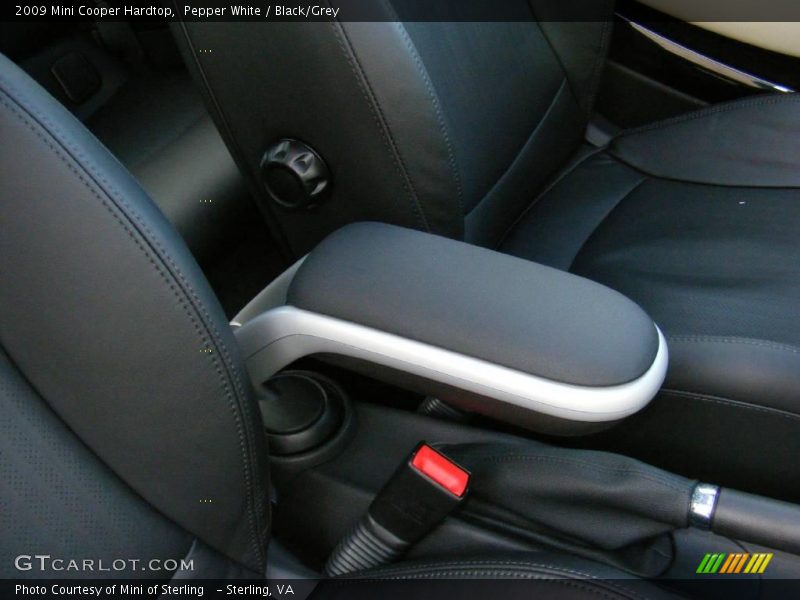 Pepper White / Black/Grey 2009 Mini Cooper Hardtop