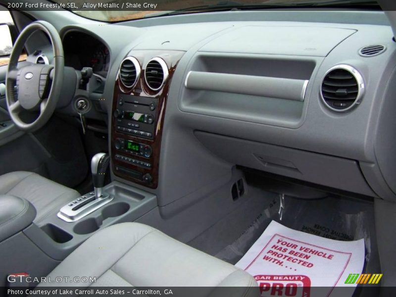 Alloy Metallic / Shale Grey 2007 Ford Freestyle SEL