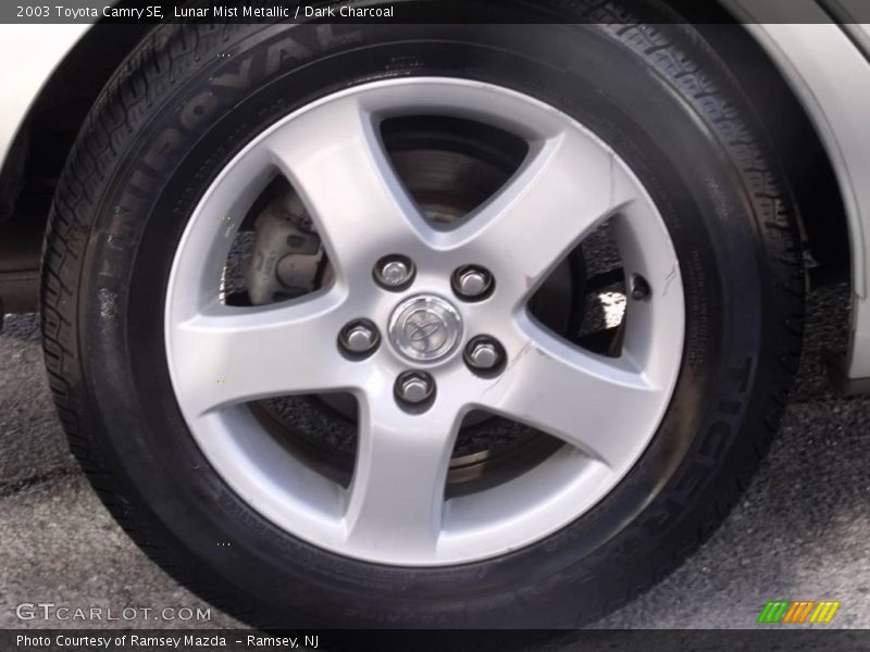 Lunar Mist Metallic / Dark Charcoal 2003 Toyota Camry SE