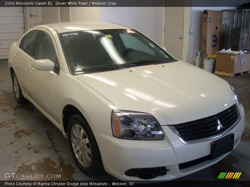 Dover White Pearl / Medium Gray 2009 Mitsubishi Galant ES