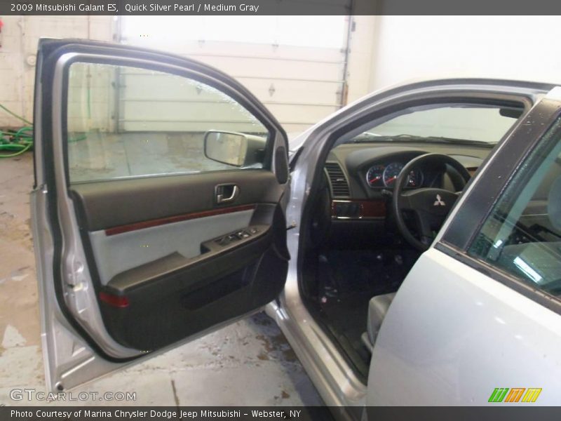 Quick Silver Pearl / Medium Gray 2009 Mitsubishi Galant ES