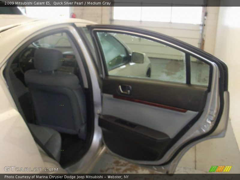 Quick Silver Pearl / Medium Gray 2009 Mitsubishi Galant ES