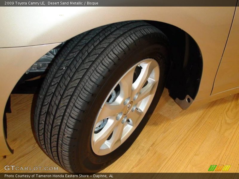 Desert Sand Metallic / Bisque 2009 Toyota Camry LE